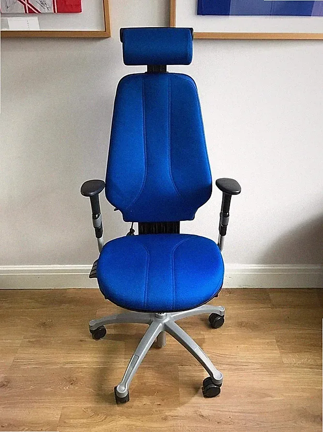 BLAUER STOFF RH400 ERGONOMISCHER BÜROSTUHL MIT KOPFSTÜTZE