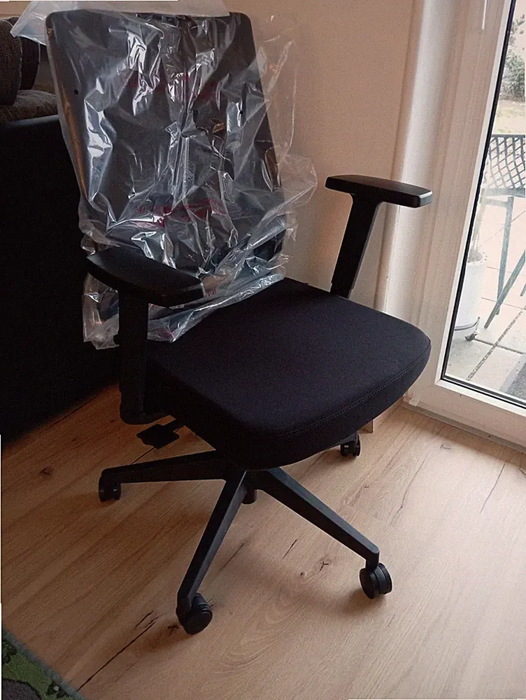 Bürostuhl ergonomisch Valkenstol M2 schwarz mit Armlehnen Gamingstuhl NEU