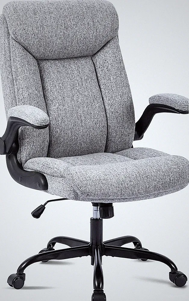 Ergonomischer Bürostuhl mit hochklappbaren Armlehnen, Grauer Stoff