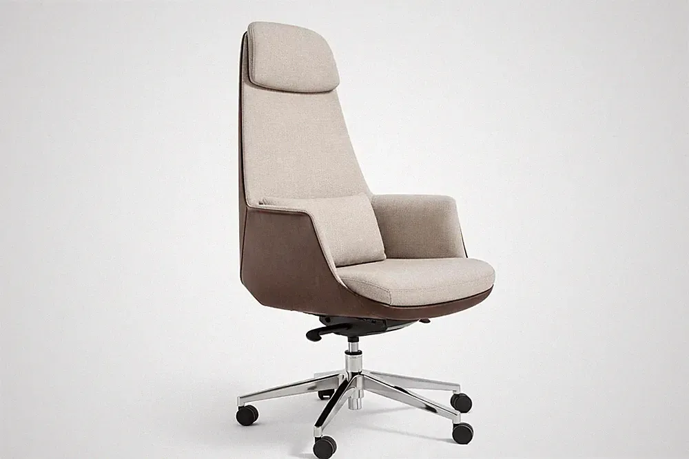 Ergonomischer Bürostuhl mit Stoffbezug und Lederakzenten, beige