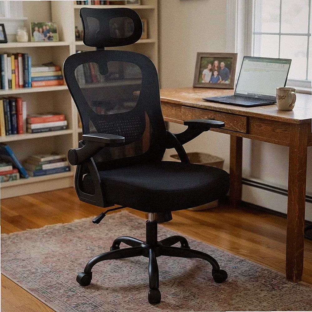 Ergonomischer Bürostuhl mit verstellbarer Kopfstütze & hochklappbaren Armlehnen für Komfort