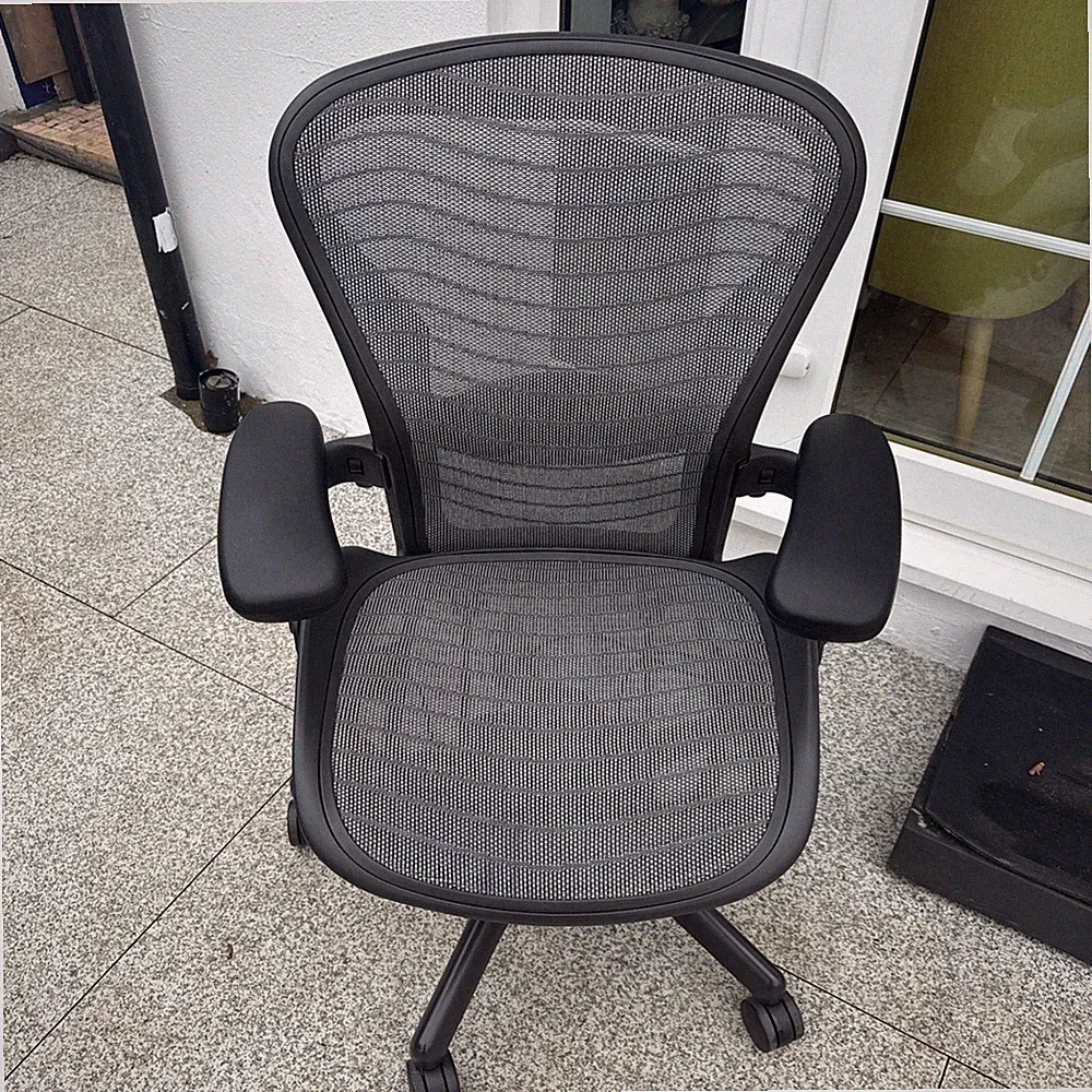 Herman Miller Aeron Stuhl Größe B - Pellicle Mesh - lokale Lieferung Rabatt ANGEBOT