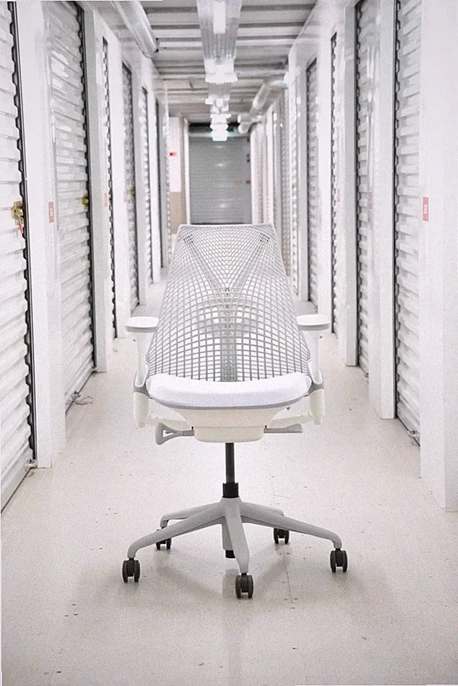 Herman Miller Sayl Bürostuhl | hellgrau | Lendenwirbel | 4D verstellbare Arme | beladen
