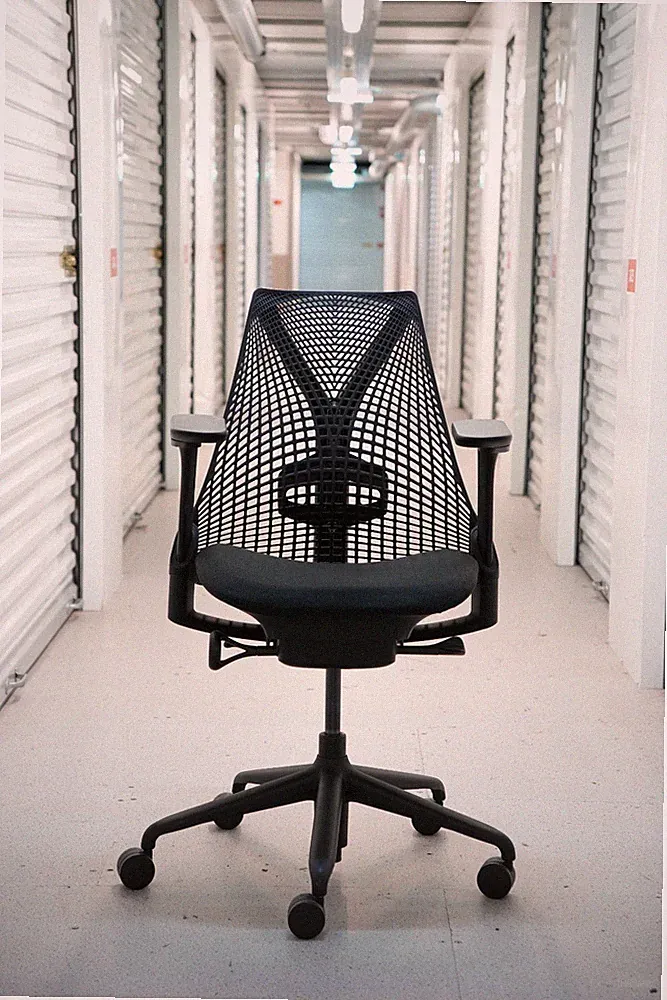 Herman Miller Sayl Bürostuhl | schwarz | Lendenwirbel | 4D verstellbare Arme | voll beladen