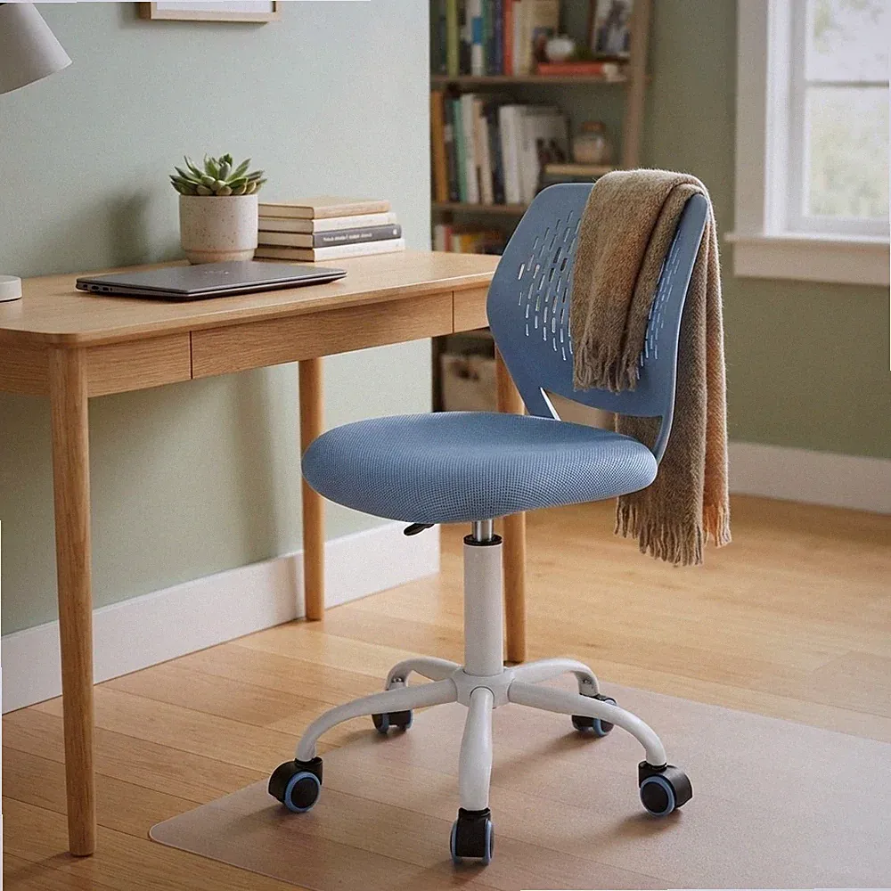 Höhenverstellbarer Drehstuhl für Kinder - stilvolles ergonomisches Design in Blau