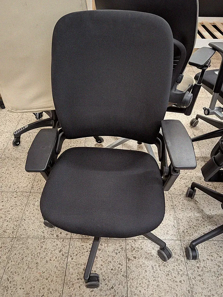 Steelcase Leap Ergonomischer Bürostuhl mit LiveBack UVP 1239€